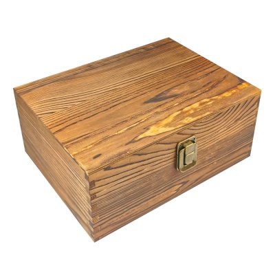 Set de whisky en caja de madera con vidrio, pinza de hielo, posavasos y piedras de whisky