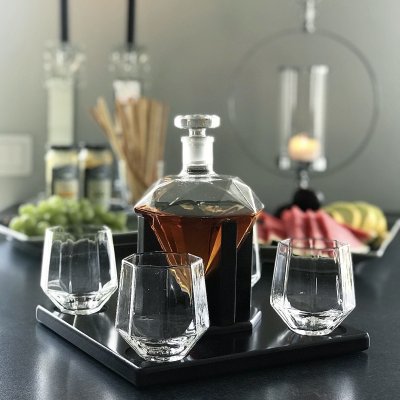 Jarra de whisky Diamond de 0,75 litros con 4 vasos y soporte de madera